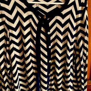 Navy/Cream colored chevron cardigan.